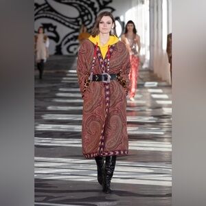 ETRO Milano Paisley Jacquard Cotton-blend Coat In Red